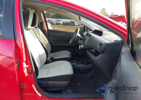 2015 Toyota Prius C One из США, поврежденный, VIN JTDKDTB39F1094761
